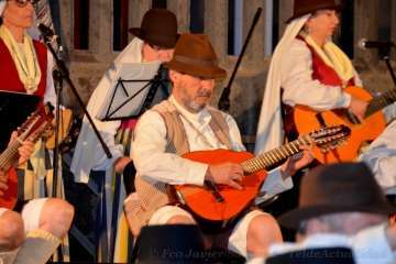 Centro y Anzar, de Telde, en el III Festival Folclórico Herencias (Foto Francisco Javier Santana)